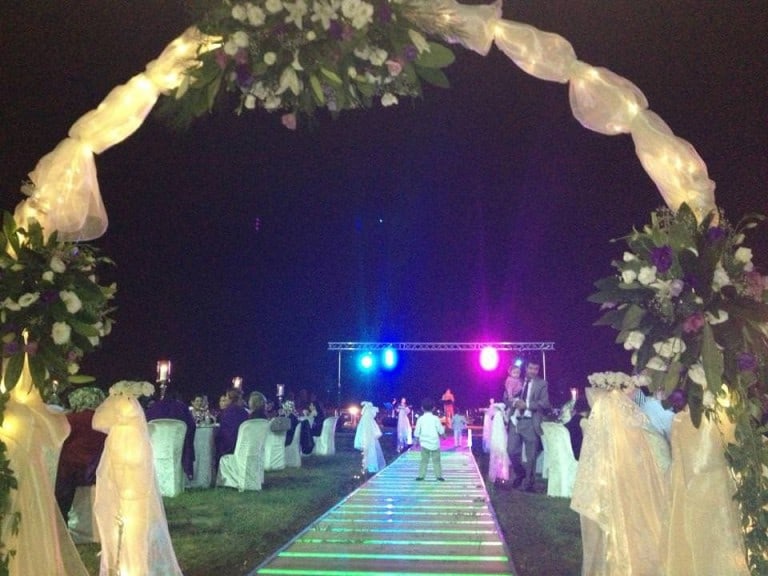 Hacettepe Beyaz Ev Düğün Fiyatları Düğün Buketi