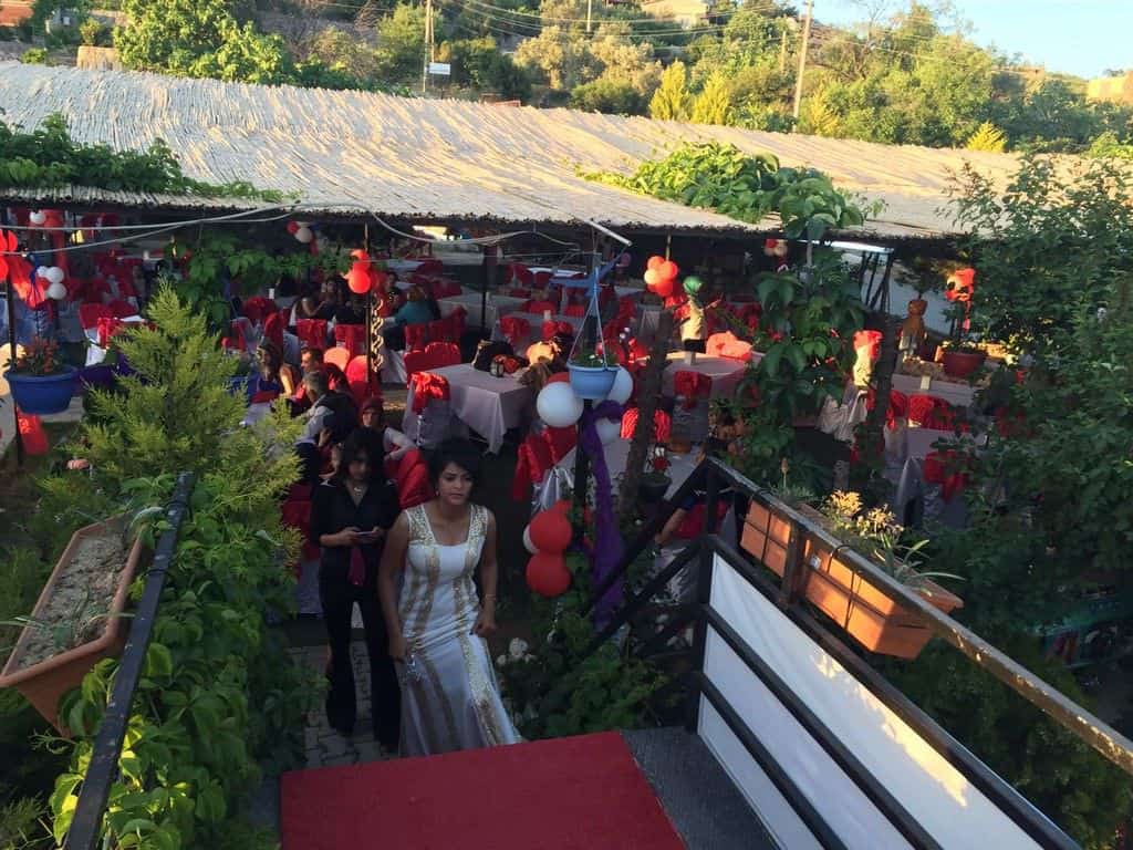 Asmalı Kır Düğünü &amp; Kahvaltı Evi Düğün Fiyatları Düğün Buketi