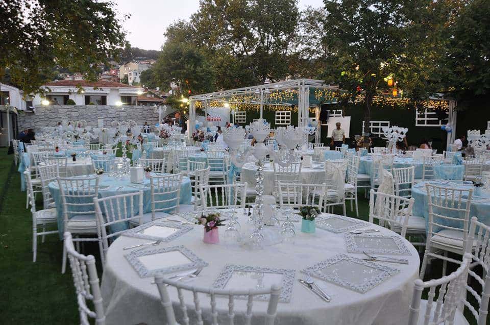 100 Kişilik Mezuniyet Partileri Kişi Başı 250 TL