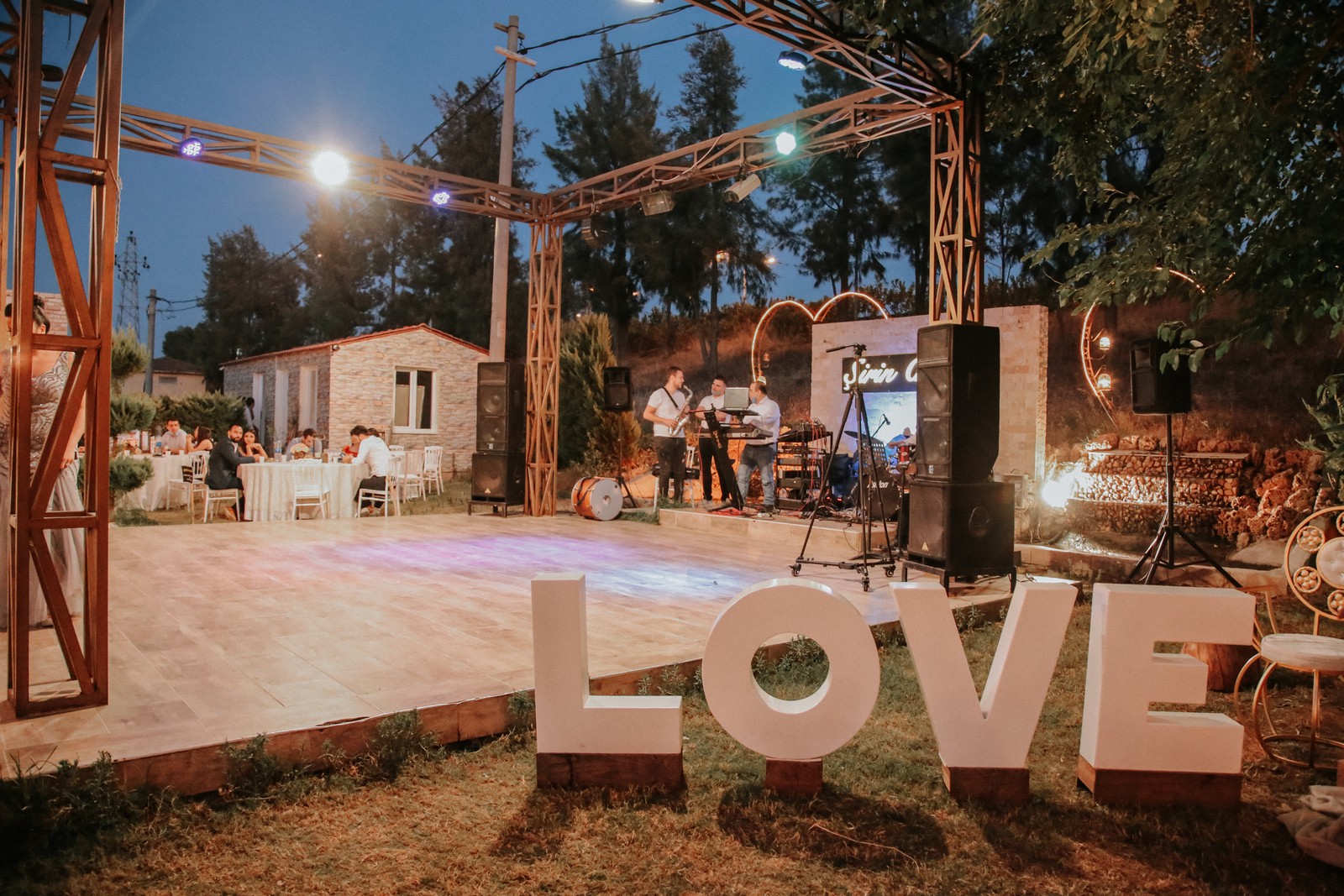 Düğün + Kına Anlaşmalarında, Kına için Geçerli %50 İndirim Fırsatı! – Şirin Garden Wedding Hall