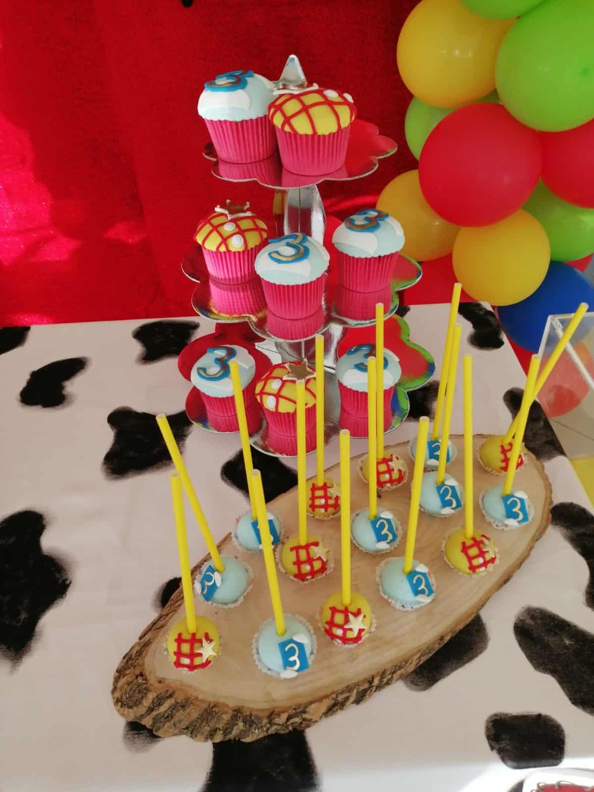 Şaşalı Parti Evi Doğum Günü Baby Shower Fiyatları Düğün Buketi