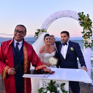 Tiyatral Nikah Sanatçısı