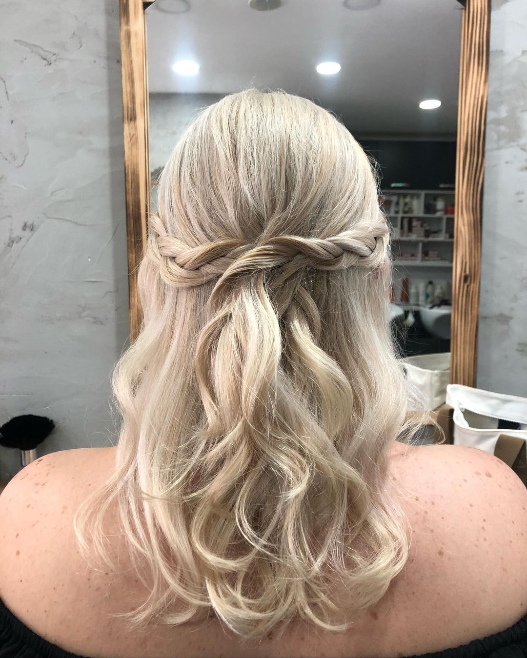 Adem Kara Hairdesign Gelin Saci Ve Makyaji Fiyatlari Dugunbuketi Com