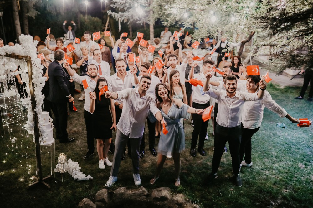 Düğün ve Nişan Anlaşması Yapan Çiftlere After Party Mekanında % 50 İndirim Fırsatı!