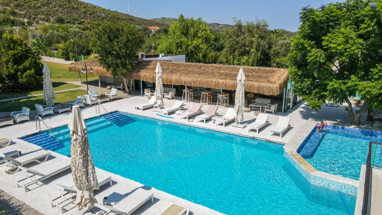 Suess Alaçatı Otel Kır Düğünü Fiyatları Çeşme İzmir